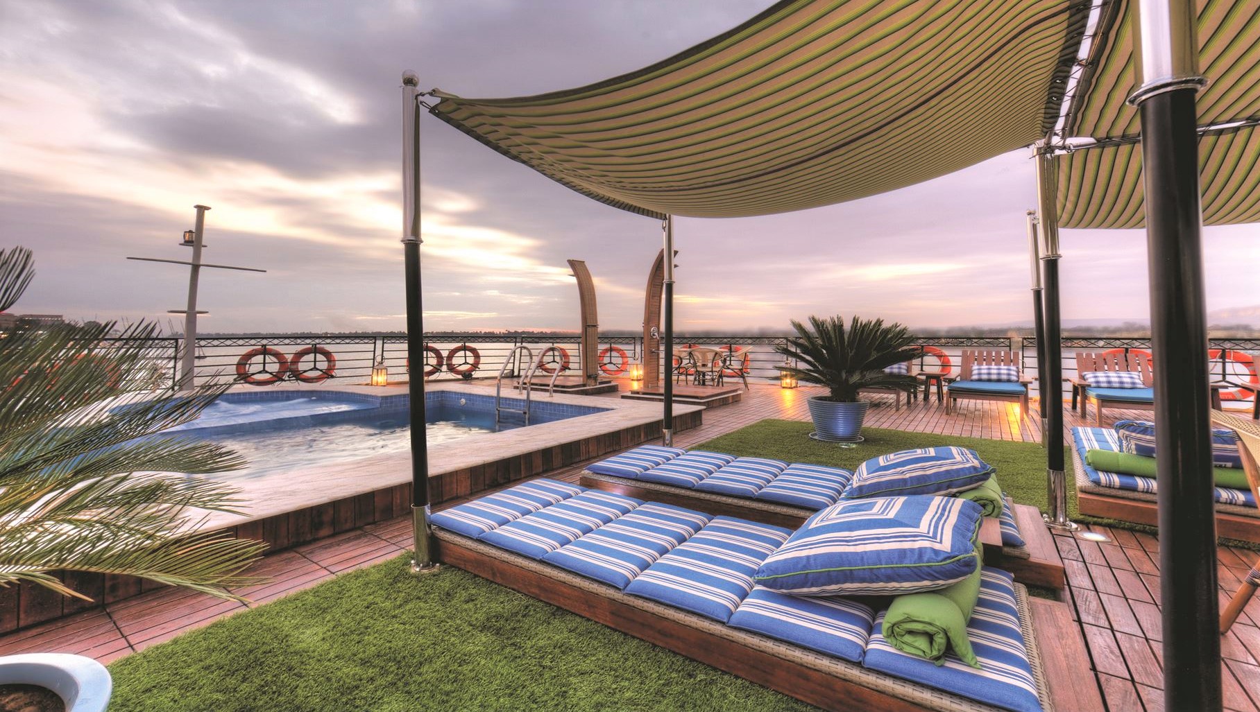 MS Mayfair Nilkreuzfahrtschiff